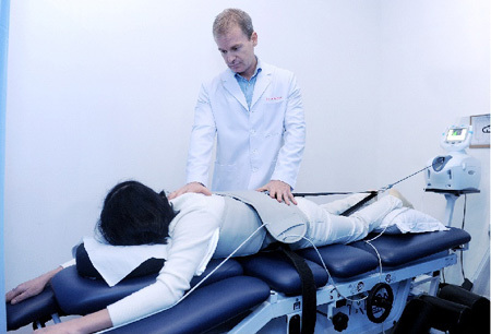 BS Mỹ tư vấn chữa thoát vị đĩa đệm không phẫu thuật