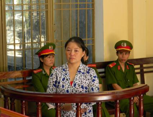 Giết chồng dã man lúc rạng sáng vì... tức