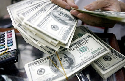Tỷ giá tăng thêm 1%: 'Cực chẳng đã'