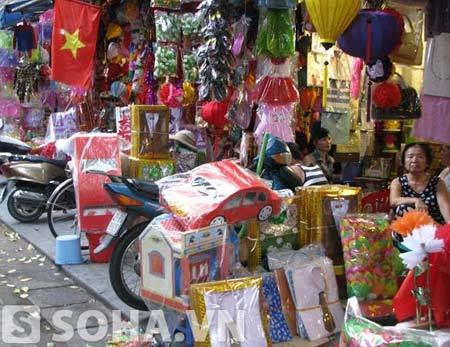 Sắm chân dài sexy cúng cô hồn mới thỏa mãn người âm