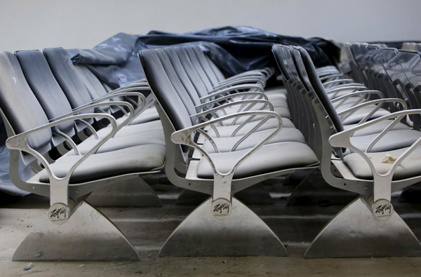 Ớn lạnh sân bay chục triệu USD xây rồi bỏ hoang