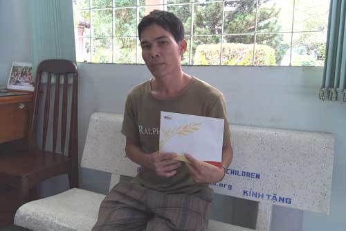 Nhờ bạn đọc Báo VietNamNet ủng hộ con tôi đã có tiền chữa bệnh