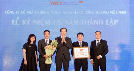 Chứng khoán lao dốc, VietinbankSc tự hào báo lãi 15 năm