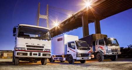 Xe tải FUSO chạy 18000km kết nối khách hàng cả nước