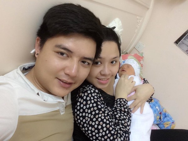 Ông bố trẻ gây 'bão like' khi chia sẻ cảm xúc xót xa của lần đầu làm cha
