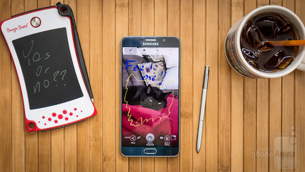 5 smartphone chụp ảnh lấy nét cực nhanh