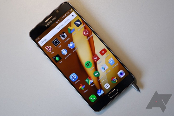 Samsung gặp khủng hoảng vì lỗi bút S-Pen của Note 5?