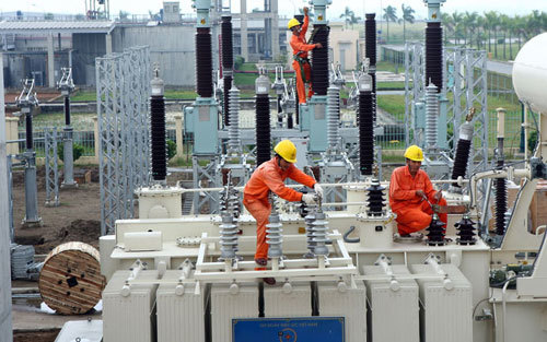 Mua điện 1.000 bán tới 1.600 đồng, EVN tha hồ lãi?