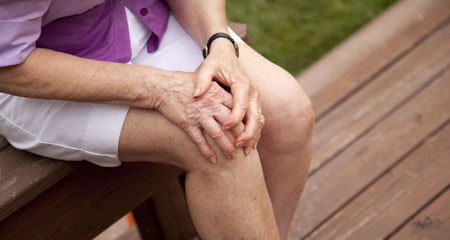 Ổ khớp lục cục báo bệnh