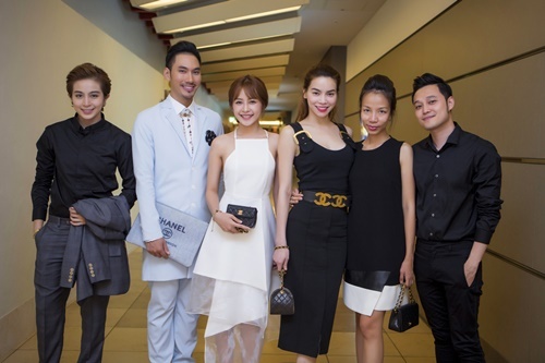 Hồ Ngọc Hà gây phản cảm khi khoe đồ hiệu ở Nhật Bản?