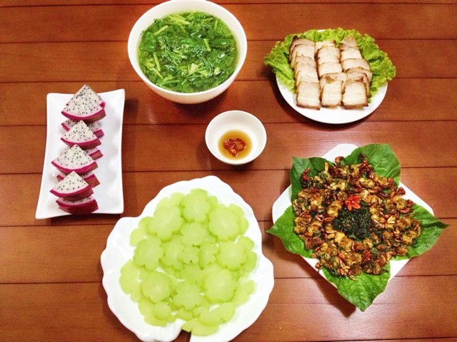 Bữa cơm hấp dẫn với 100.000 đồng