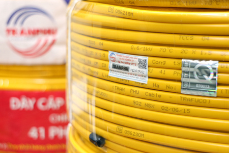 Dây điện Trần Phú giả không có tem phủ cào