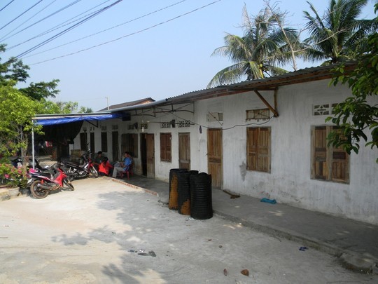 Phát hoảng khi thấy đôi nam nữ treo cổ chết trong nhà trọ