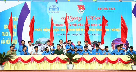 HVN khởi động cuộc thi ‘Thanh niên với văn hóa giao thông’