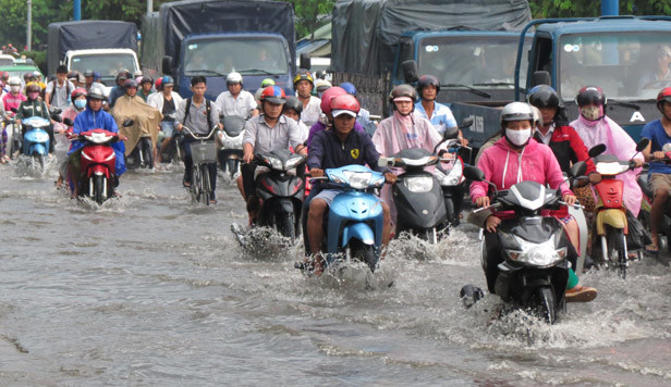 Cần Thơ cũng ngập mênh mông sau mưa lớn