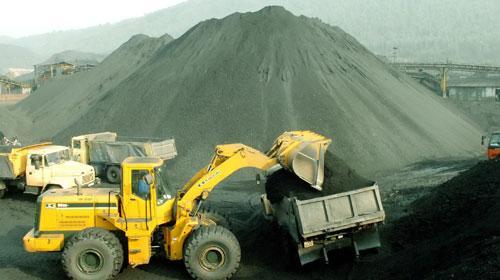 Bắt hai sếp thuộc Than - Khoáng sản ăn chia 100 tỷ