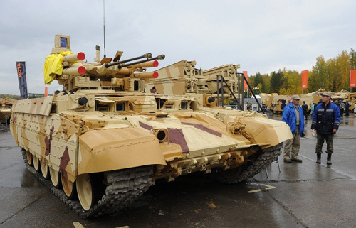 Nga trưng vũ khí khủng ở triển lãm quốc tế