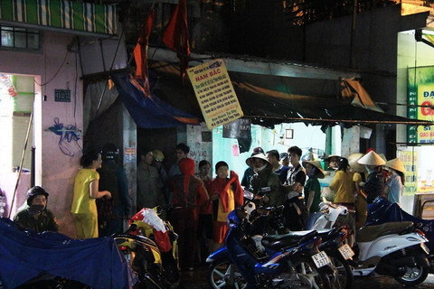 Chồng đâm chết vợ vì...dám ly thân, dứt tình