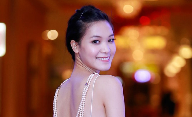 Hoa hậu VN kể về cuộc sống đi xe ôm, ăn bánh mì hiện tại