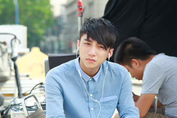 Sự thật việc Sơn Tùng, Hoà Minzy “ham danh” bỏ học