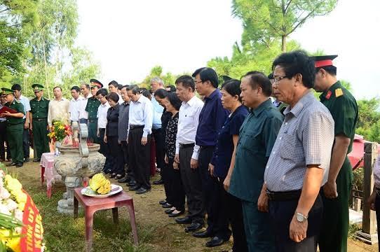 103 cây hoa ban Điện Biên về bên mộ Đại tướng