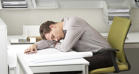 Phòng bệnh tim mạch bằng cách... ngủ trưa