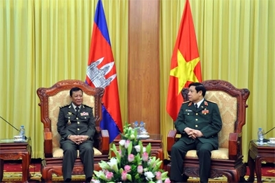Đoàn cấp cao quốc phòng Campuchia đến VN
