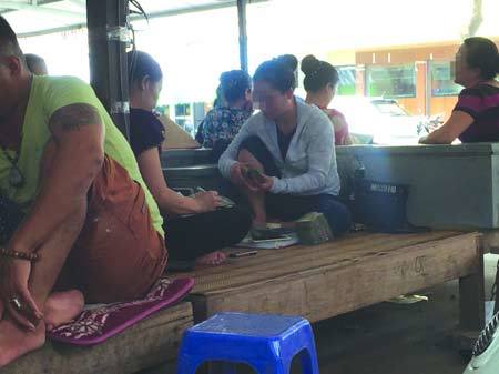 Những khu chợ vùng biên và sự sôi động của tín dụng đen
