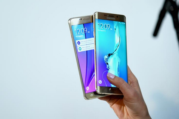 Smartphone cao cấp của Samsung ế hàng?