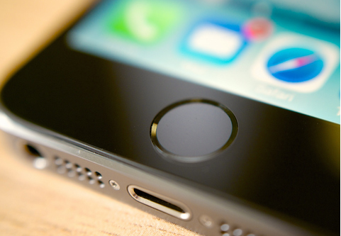 Cách xử lý khi iPhone không nhận sạc