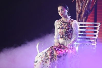 Hồ Ngọc Hà và góc khuất ít biết sau danh 