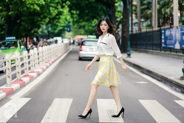 Quý cô 2 miền khoe đủ street style từ bay bổng tới cá tính tuần qua