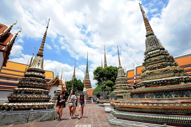 Thái Lan siết quy định visa, 50.000 người Việt phải về nước