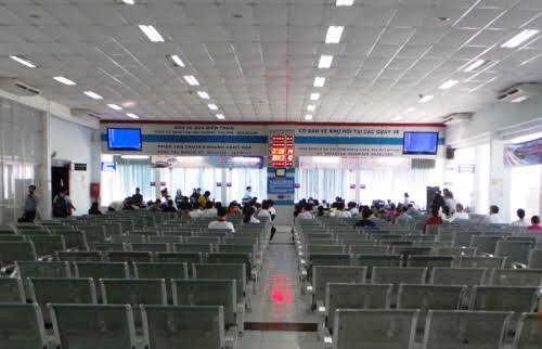 Ga Sài Gòn “vắng hoe” ngày đầu bán vé tàu Tết