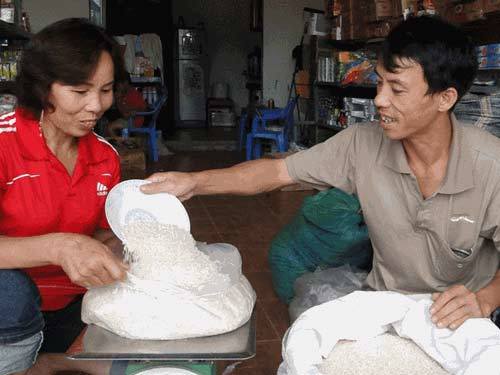 Điều tra nghi án gạo nhựa ở Việt Nam