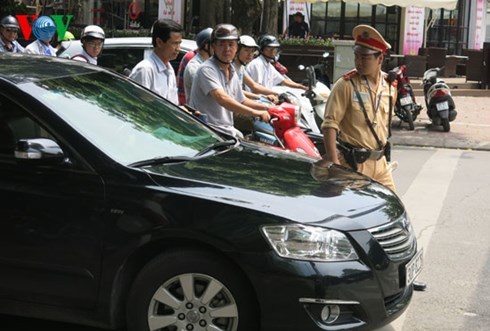 Ai được quyền quay phim cảnh sát giao thông đang làm nhiệm vụ?