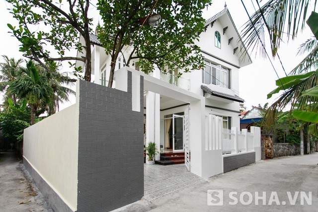 Quá khứ nghèo khó của HH Phạm Hương