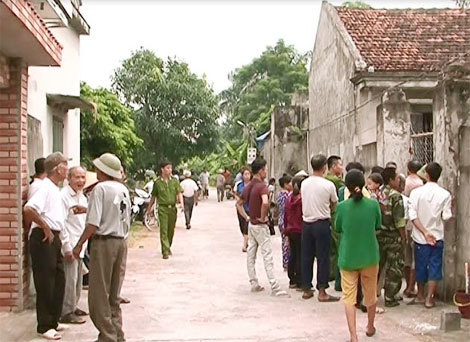 Hưng Yên: Nam thanh niên bị chém gục trên giường ngủ?