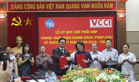 Nhắm đích 50% người lao động tham gia BHXH