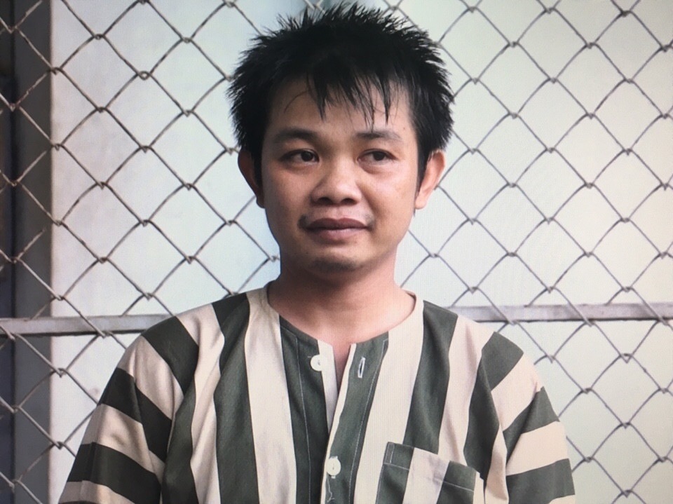 Nữ sinh viên bị bạn trai ép làm nô lệ tình dục