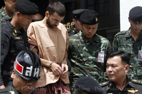 Nghi phạm đánh bom Bangkok thú nhận được thuê