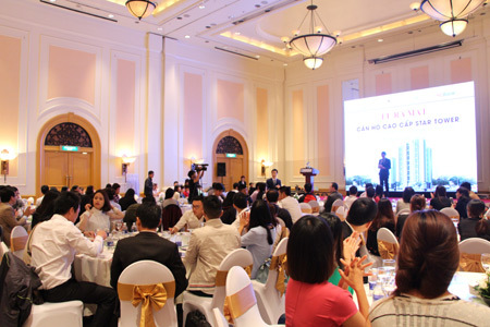 Star Tower hút khách ngay trong ngày ra mắt dự án
