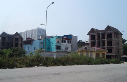 Hà Nội: 'Xã hội đen' bao thầu công trình sai phép?