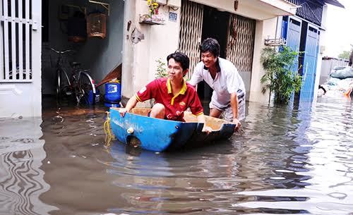 Phố thành sông và câu chuyện thể chế