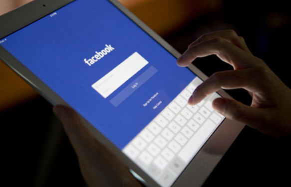 Facebook thêm thông báo về việc người dùng bị tấn công