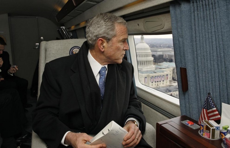Vì sao Bush không ngăn được thảm kịch 11/9?