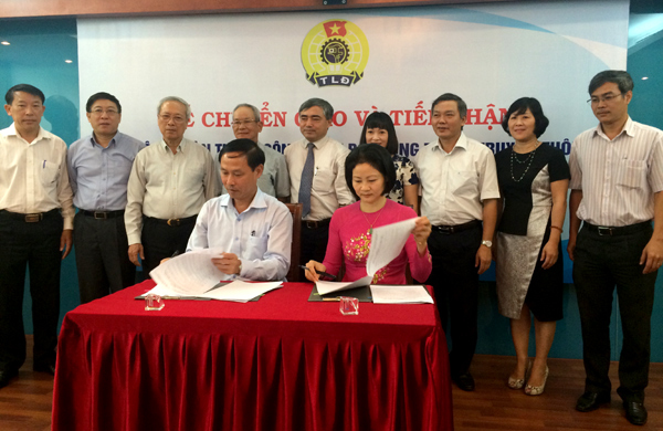 Chuyển giao các Công đoàn thuộc Bộ TT&TT về Công đoàn TT&TT VN