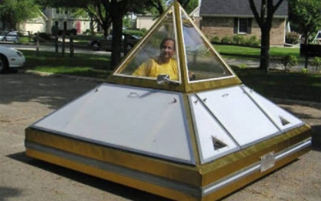 Những chiếc xe hơi có hình thù kỳ quặc nhất thế giới