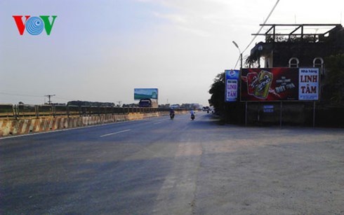Phó Chủ tịch huyện bị đánh hụt khi 'vi hành' ban đêm