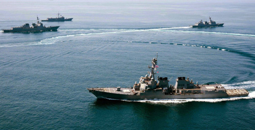 Châu Á lên tiếng khi Mỹ điều tàu tuần tra Biển Đông